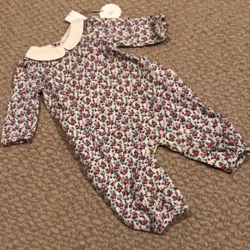 Baby GAP Romper floral Peter Pan collar Bodysuit